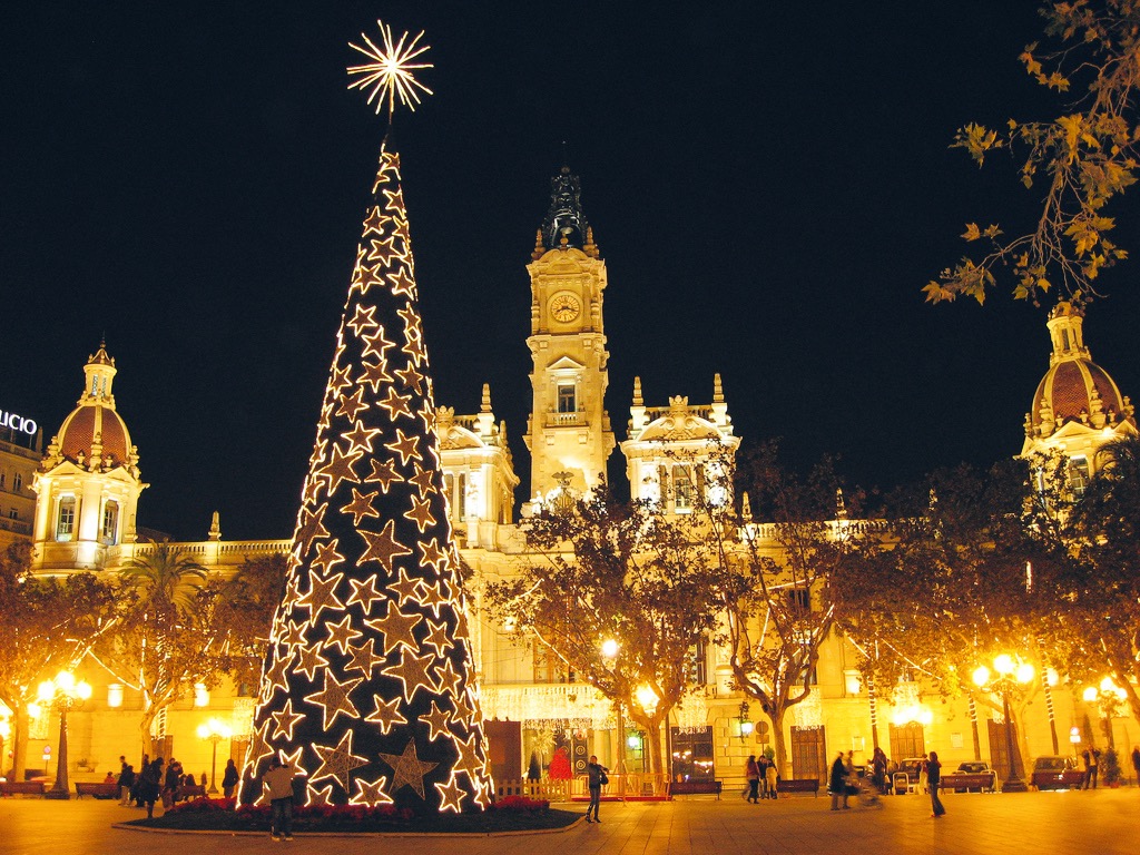 Christmas on the Mediterranean coast: discovering traditions